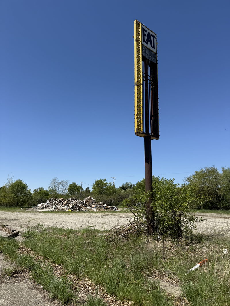 Blue Rooster Restaurant (Pink Panther) - May 11 2025 (newer photo)